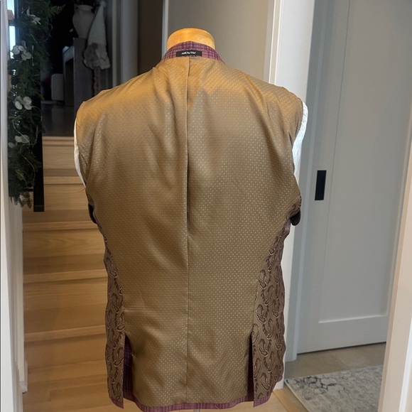 Mantoni Men's Purple Plaid Blazer Wrinkle Free Fabrics 44R - Picture 9 of 10